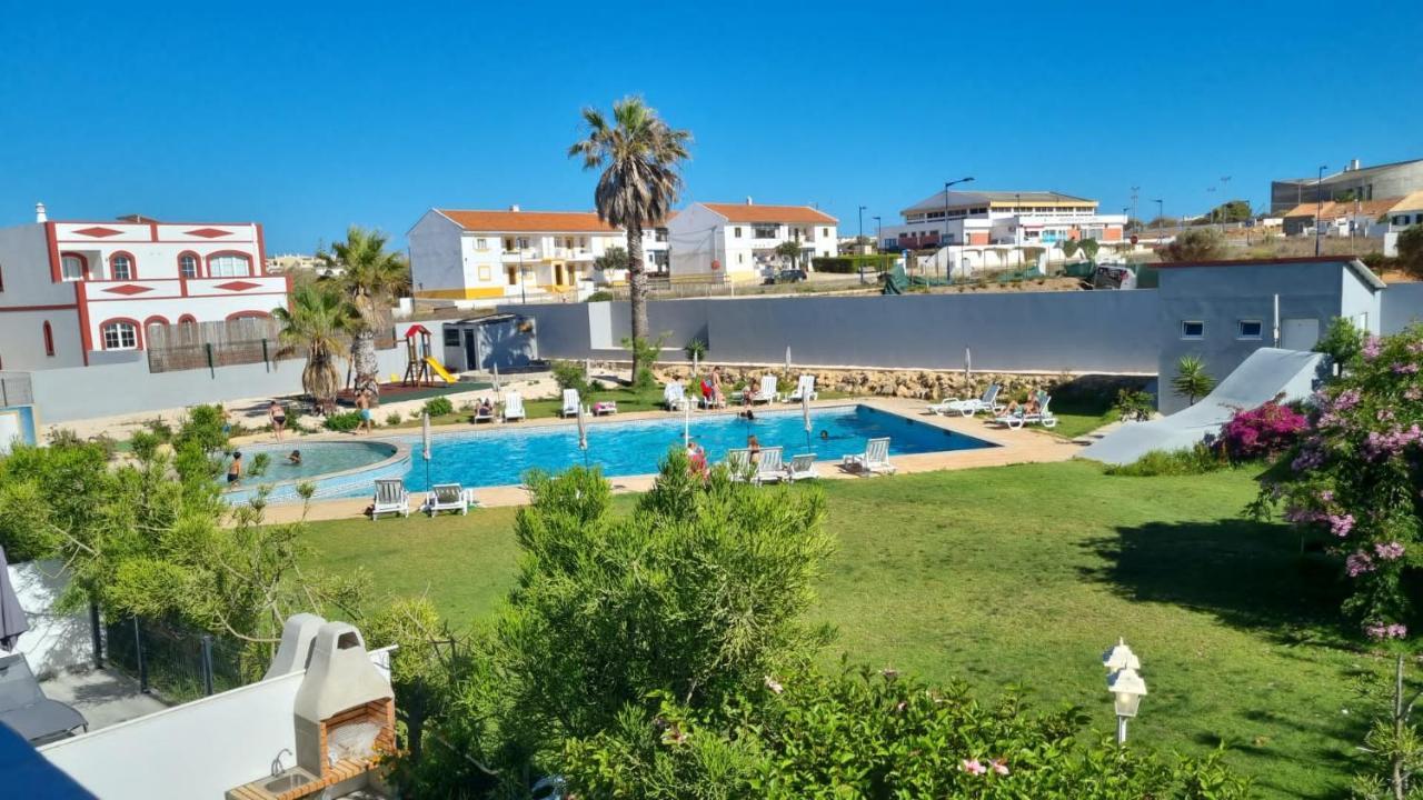 Enjoy Pool, Beach And More At This Nice Apartment Only 3 Minutes From Mareta'S Beach Sagres Exterior foto