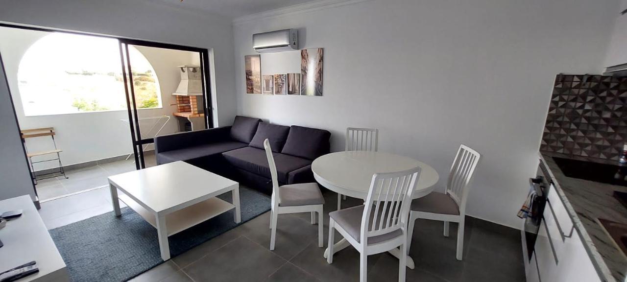 Enjoy Pool, Beach And More At This Nice Apartment Only 3 Minutes From Mareta'S Beach Sagres Exterior foto